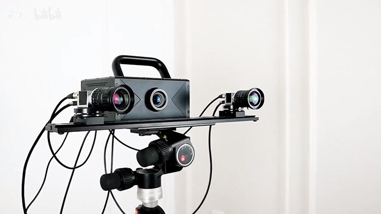 Carbon X 3D Scanner Carbon X 滿足航空航天、工程、制造和計(jì)量的嚴(yán)格精度要求而設(shè)計(jì)